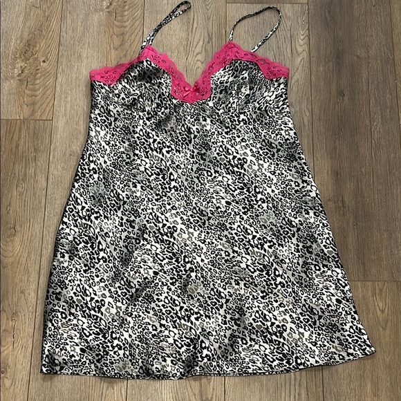 Ambrielle Pink Black Chemise Lingerie Animal Leopard Print Lace Trim Size Large - Picture 1 of 5
